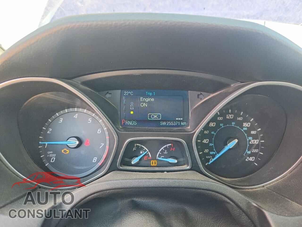 FORD FOCUS 2014 - 1FADP3K2XEL408756