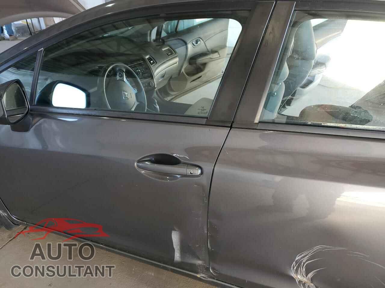 HONDA CIVIC 2013 - 19XFB2F58DE076016