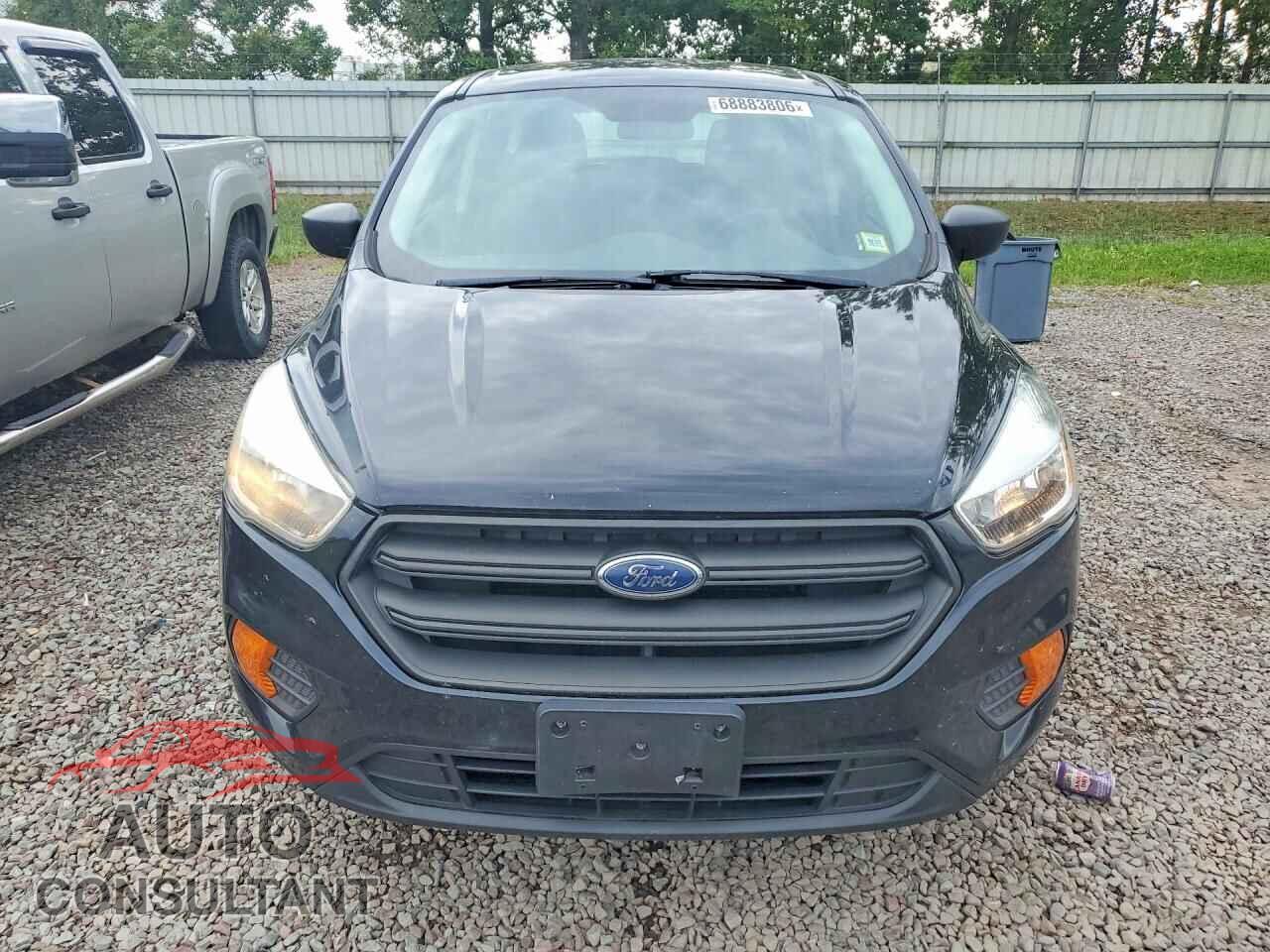 FORD ESCAPE 2017 - 1FMCU0F79HUE28610