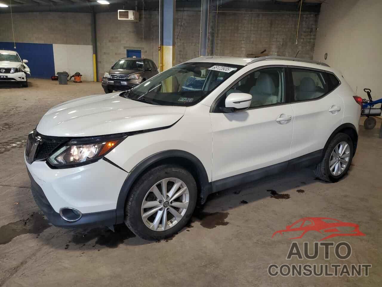 NISSAN ROGUE 2019 - JN1BJ1CR8KW338058