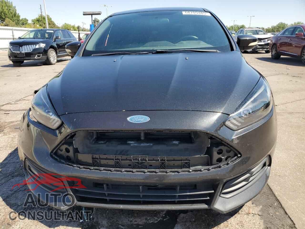 FORD FOCUS 2015 - 1FADP3L90FL332784