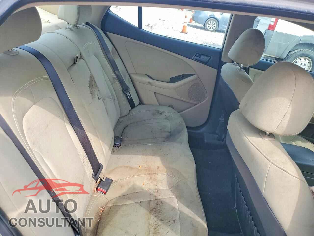 KIA OPTIMA 2011 - KNAGM4A74B5121381