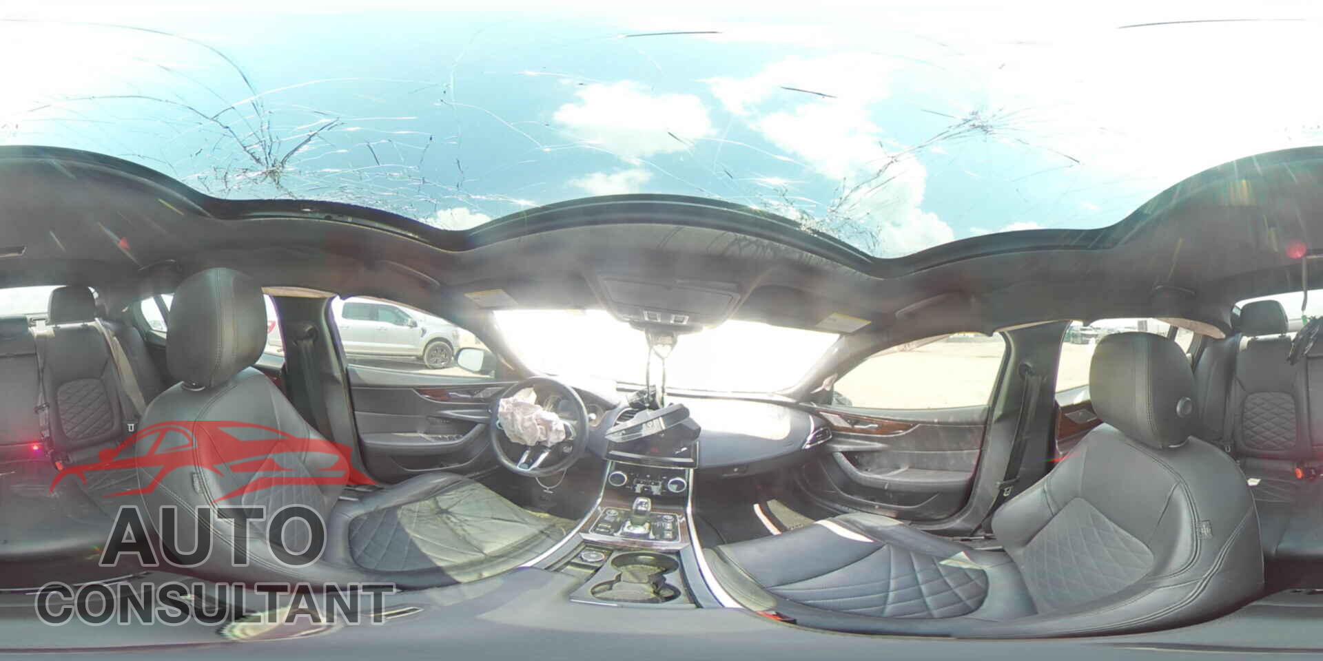 JAGUAR XE 2020 - SAJAE4FX8LCP57282