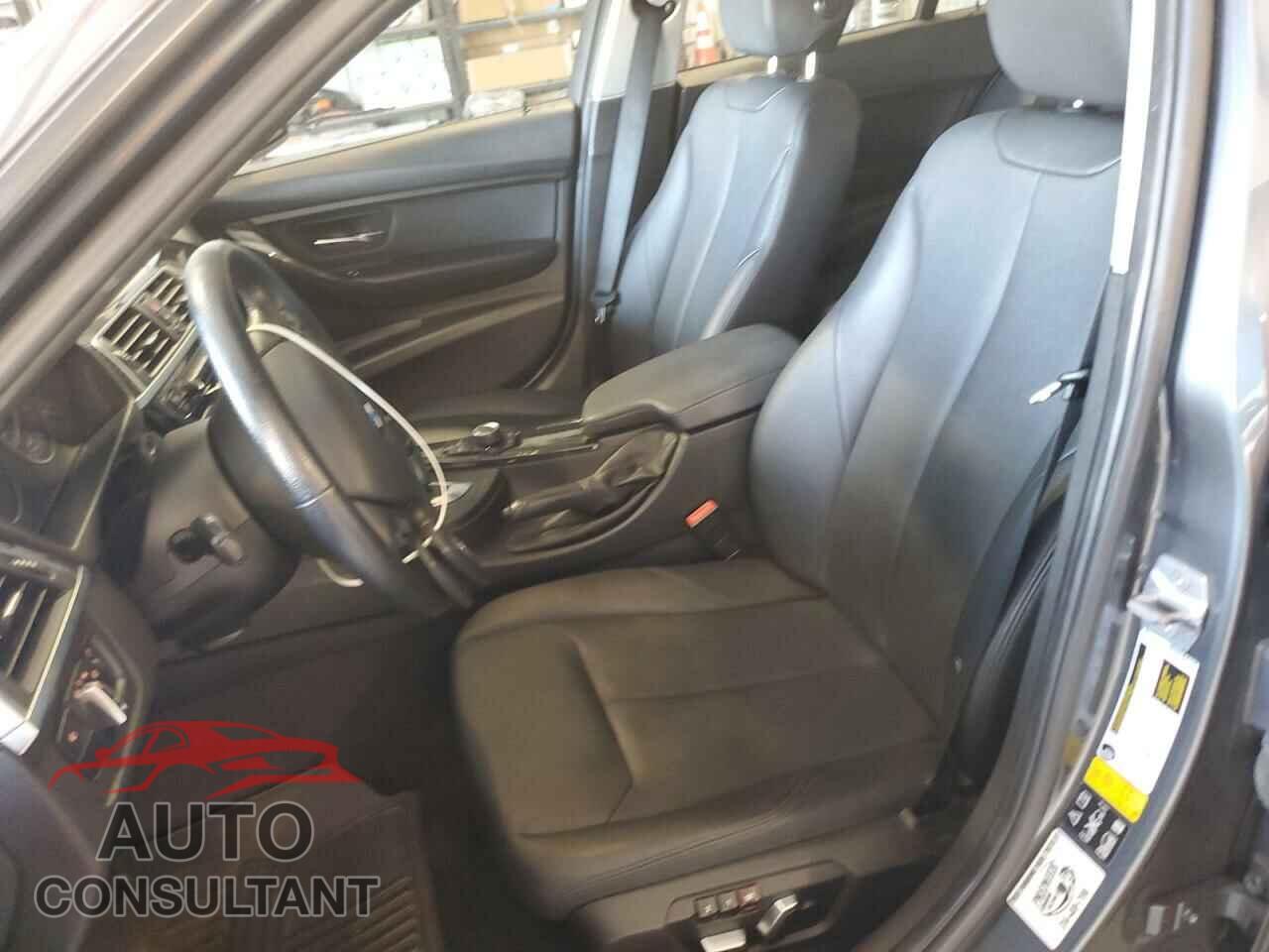 BMW 3 SERIES 2016 - WBA8E5G53GNU20199