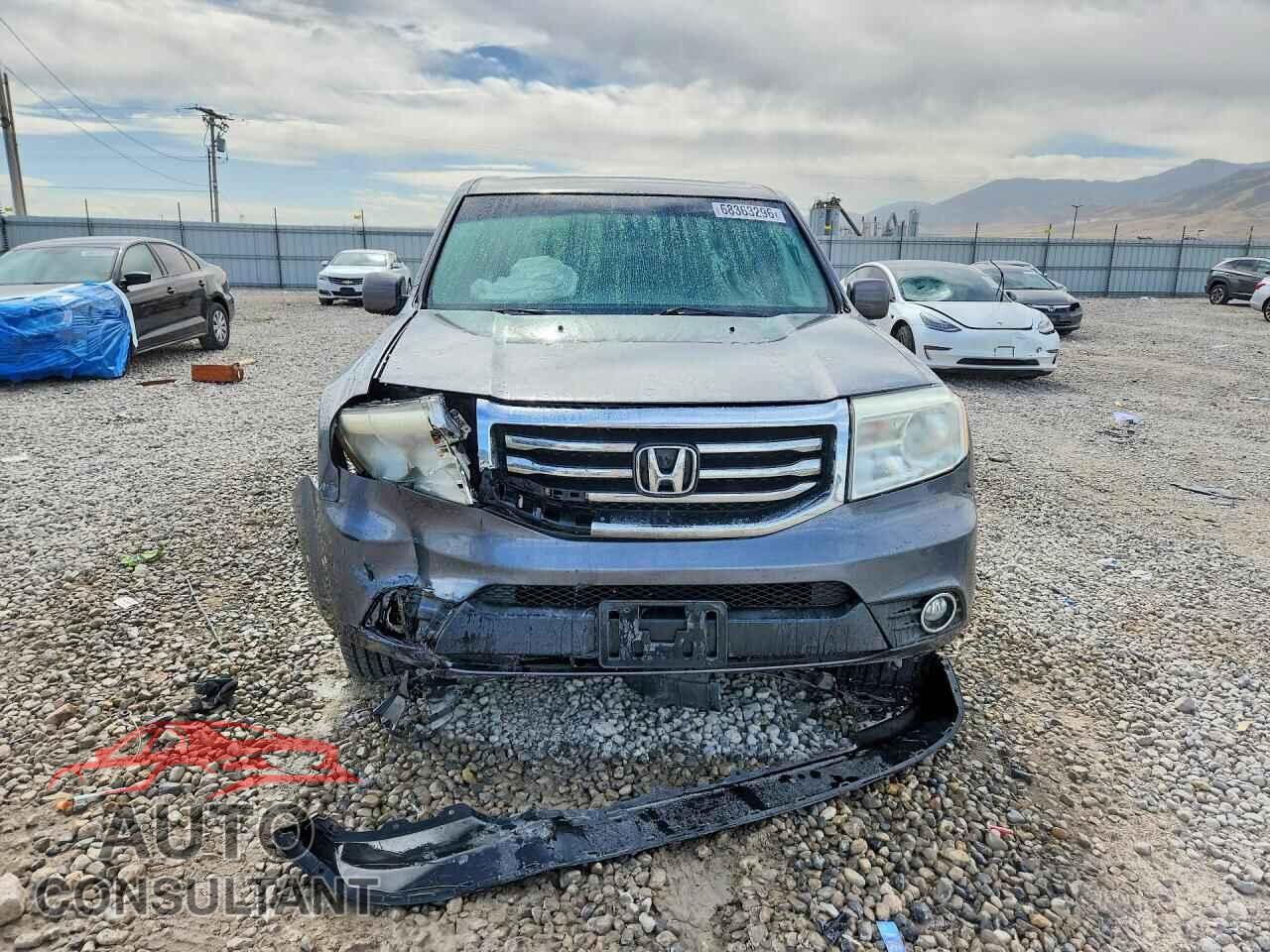 HONDA PILOT 2012 - 5FNYF4H50CB065736