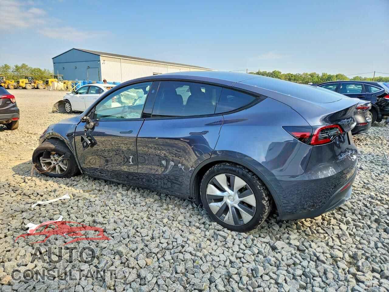 TESLA MODEL Y 2023 - 7SAYGAEE4PF844193