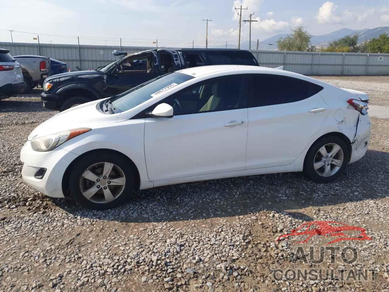 HYUNDAI ELANTRA 2013 - 5NPDH4AE6DH231523