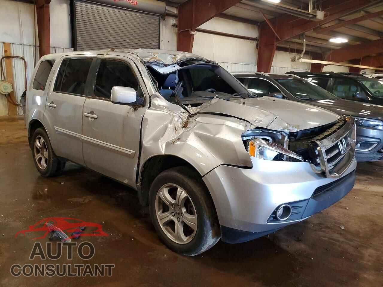HONDA PILOT 2013 - 5FNYF3H45DB010752