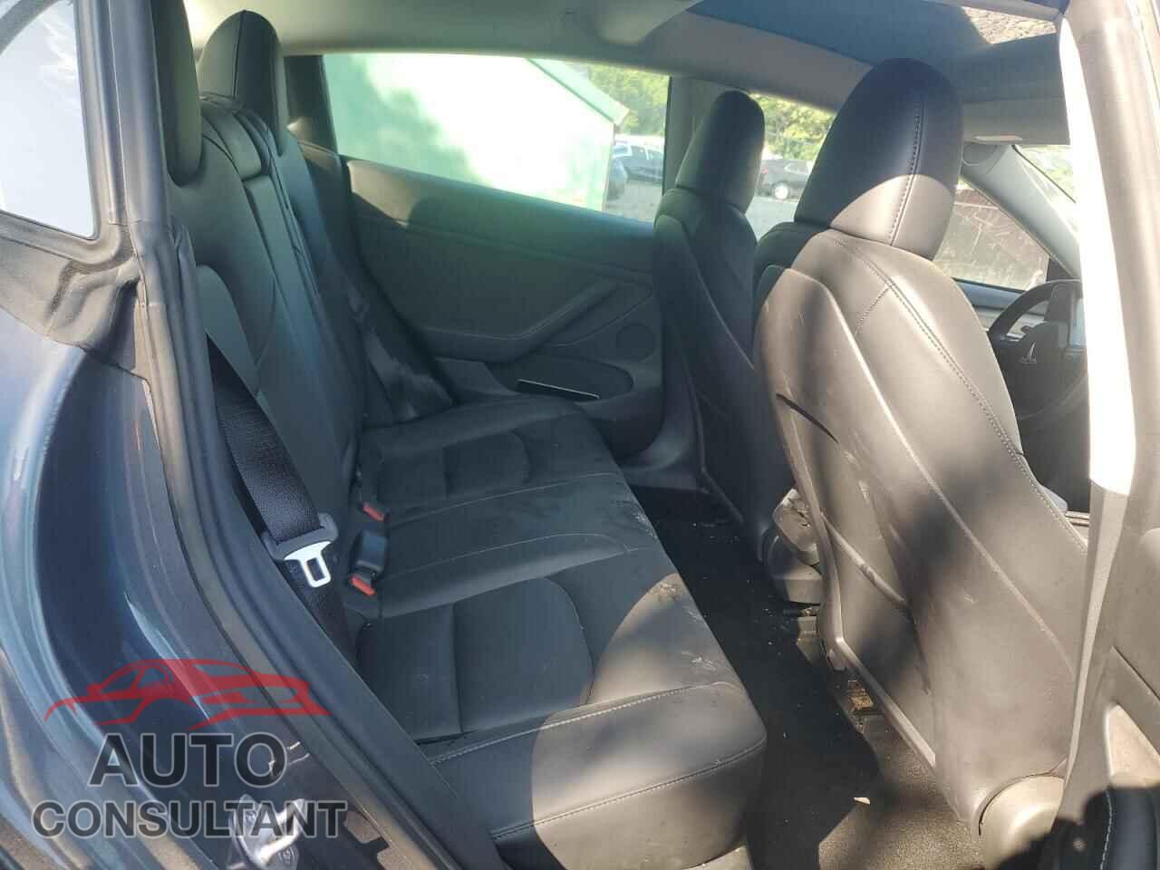 TESLA MODEL 3 2023 - 5YJ3E1EA4PF700217