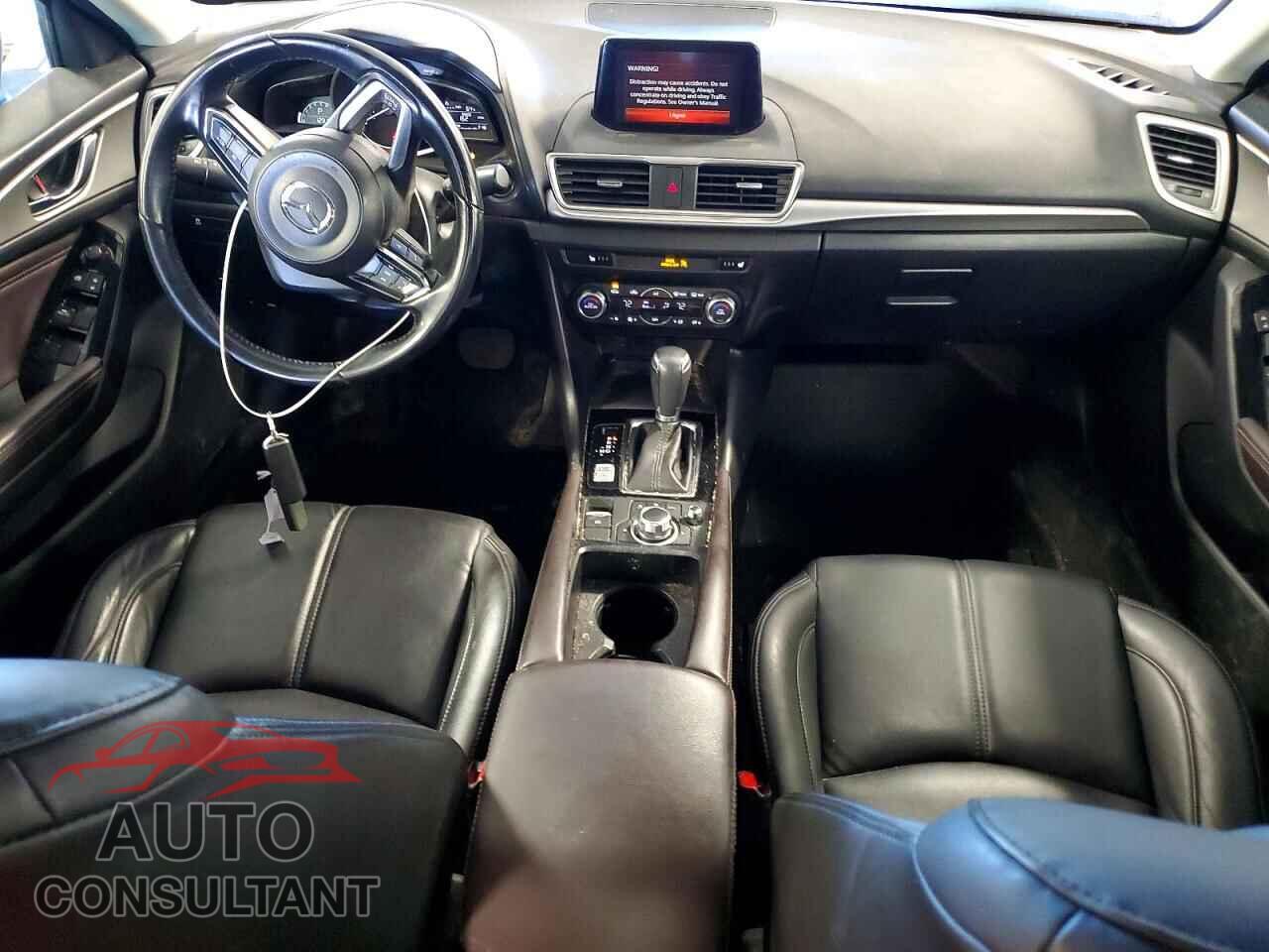 MAZDA 3 2017 - 3MZBN1V71HM122913
