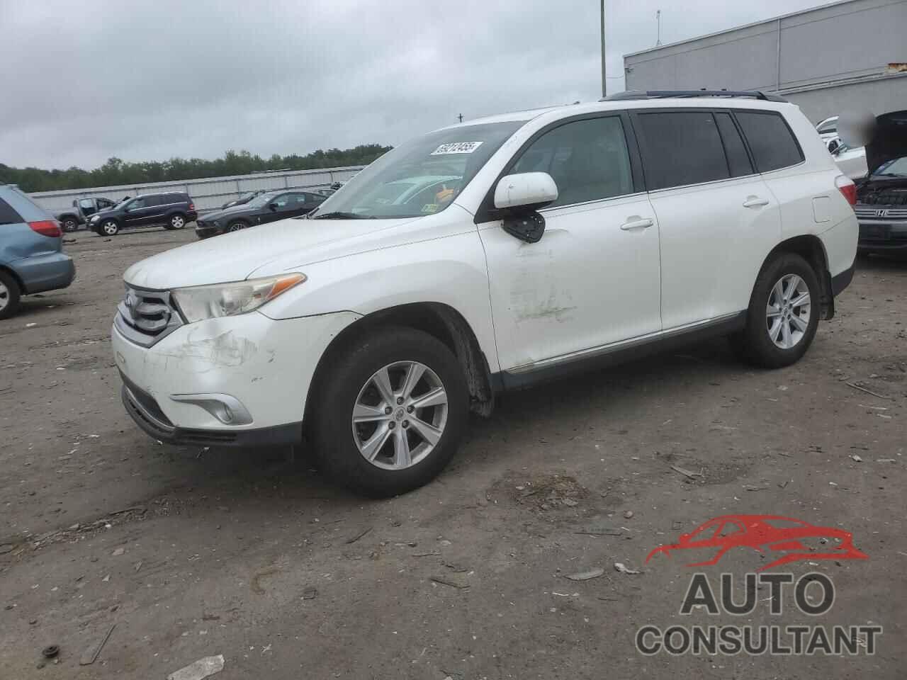 TOYOTA HIGHLANDER 2012 - 5TDBK3EH6CS143037