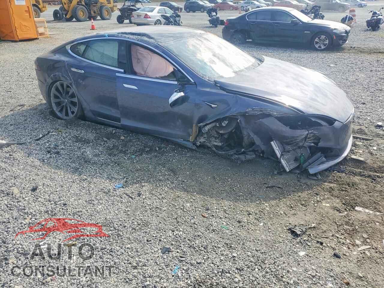 TESLA MODEL S 2021 - 5YJSA1E21MF424607