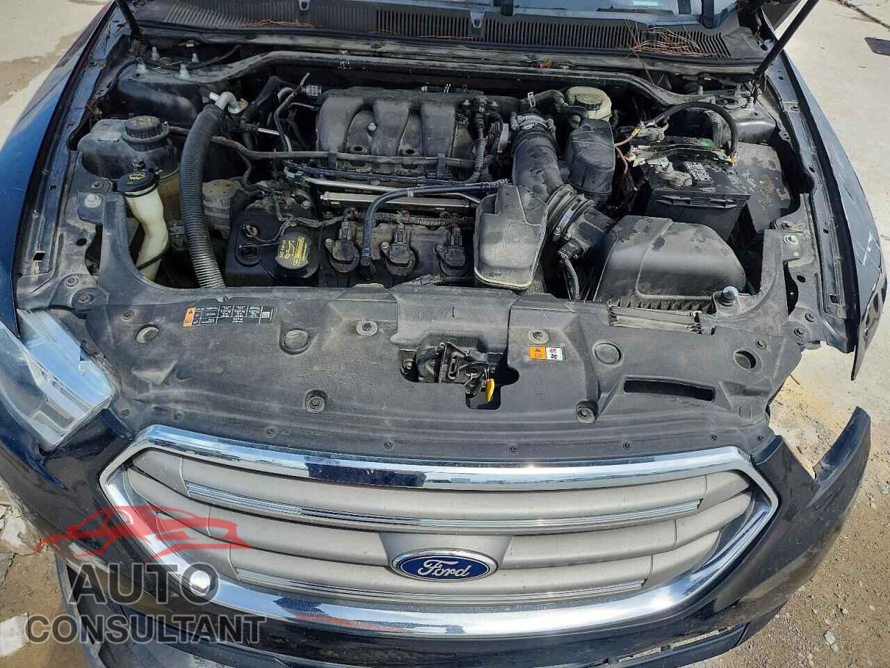 FORD TAURUS 2015 - 1FAHP2E86FG156574