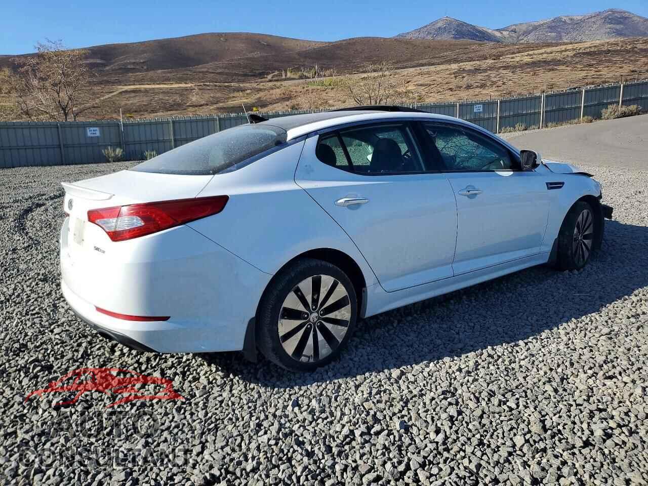 KIA OPTIMA 2012 - 5XXGR4A6XCG010097