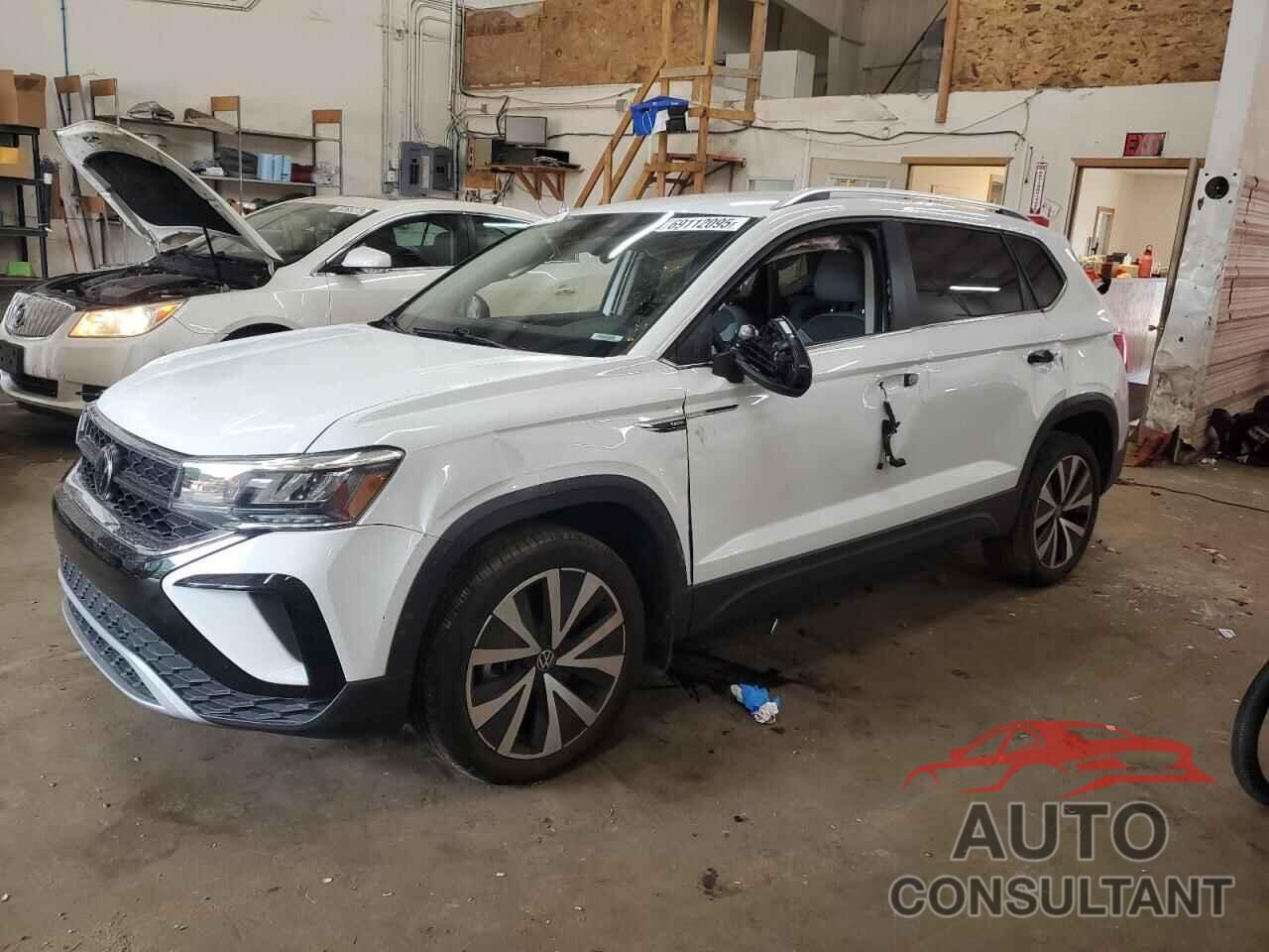 VOLKSWAGEN TAOS SE 2024 - 3VVSX7B26RM041806
