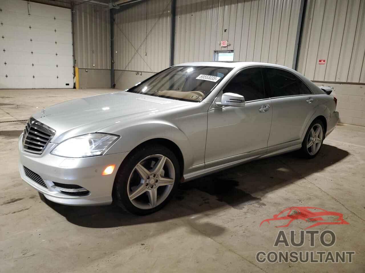 MERCEDES-BENZ S-CLASS 2011 - WDDNG8GB8BA373541