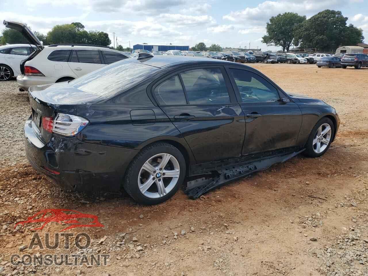 BMW 3 SERIES 2015 - WBA3C1C51FP853361
