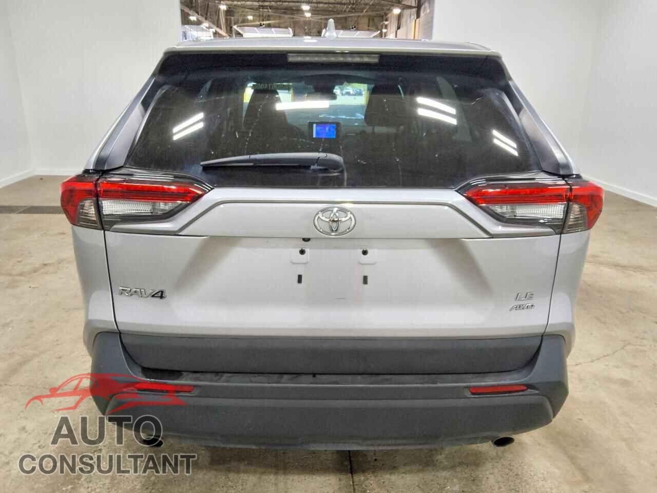 TOYOTA RAV4 2024 - 2T3F1RFV8RC466462