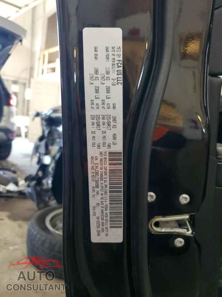 JEEP COMPASS 2018 - 3C4NJDBB3JT360988