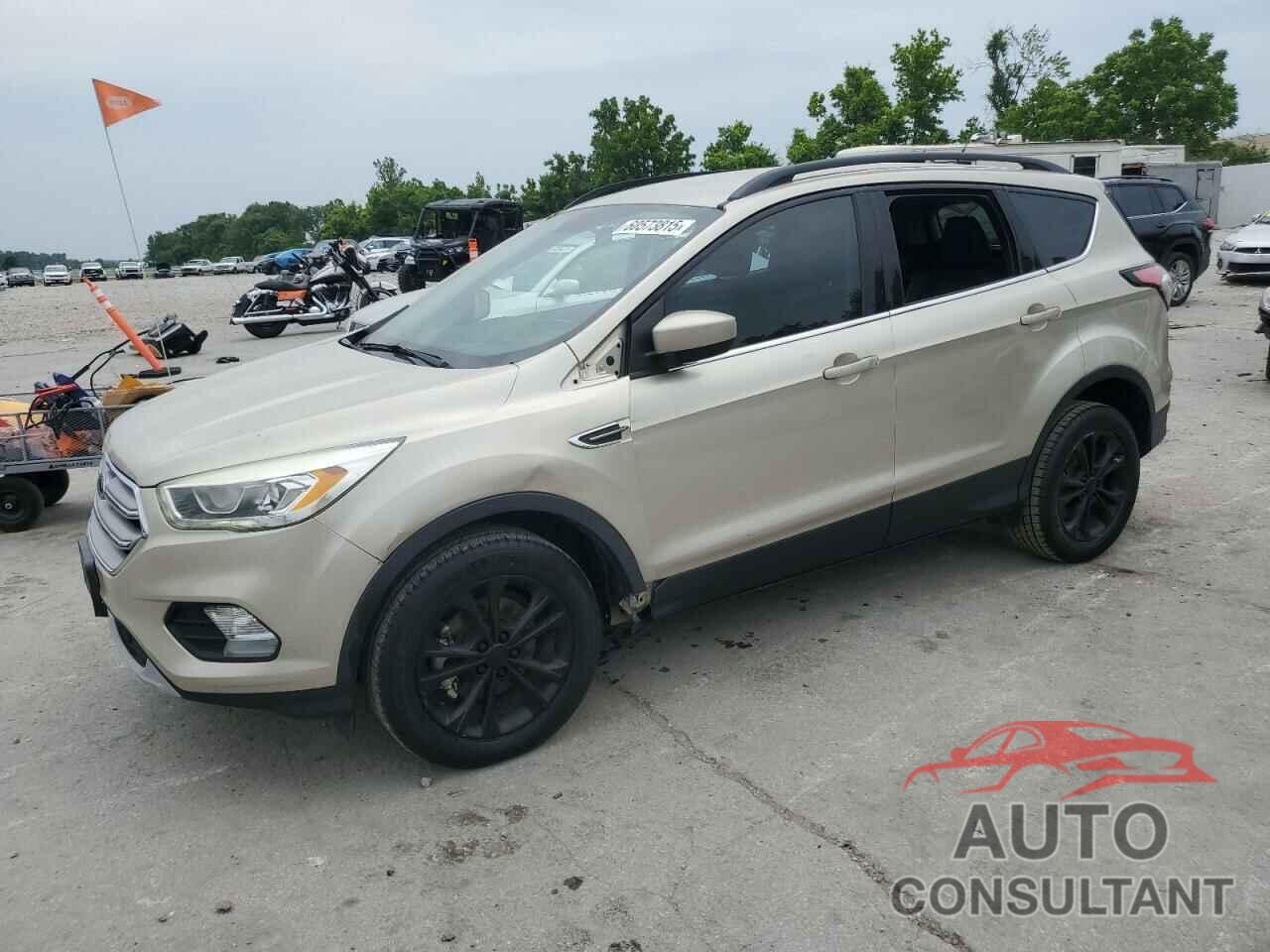 FORD ESCAPE 2017 - 1FMCU0GD6HUE18878