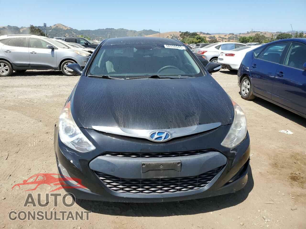HYUNDAI SONATA 2013 - KMHEC4A46DA087971