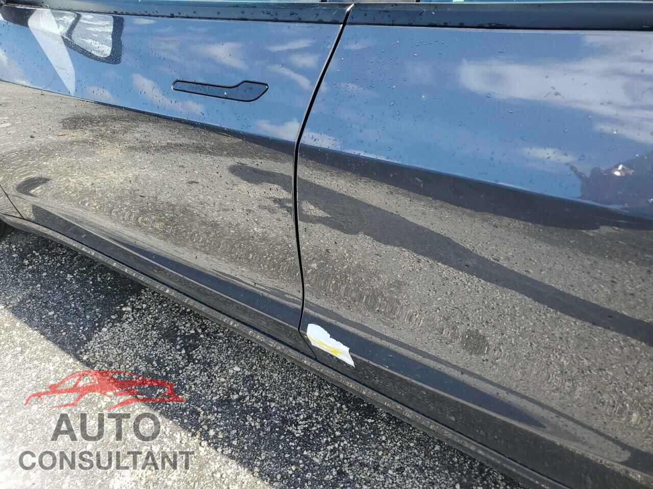 TESLA MODEL 3 2023 - 5YJ3E1EA3PF663127