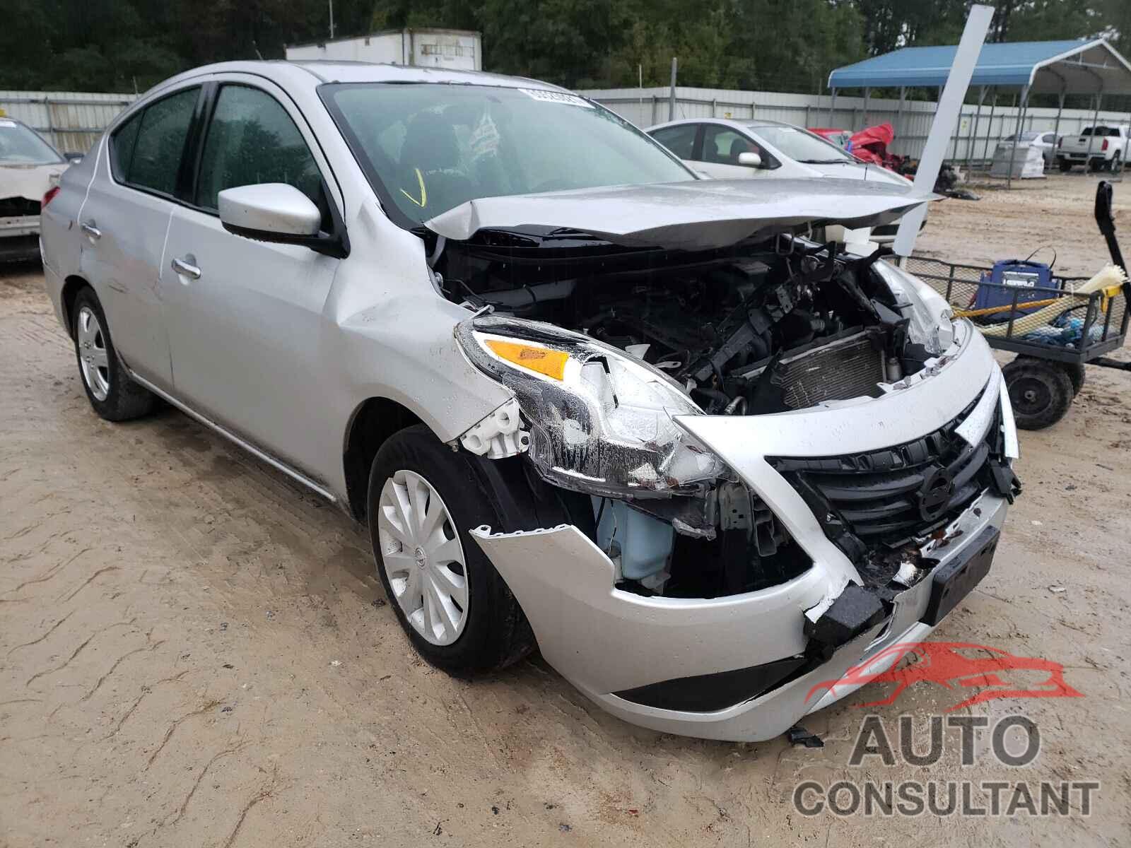 NISSAN VERSA 2019 - 3N1CN7AP3KL859742