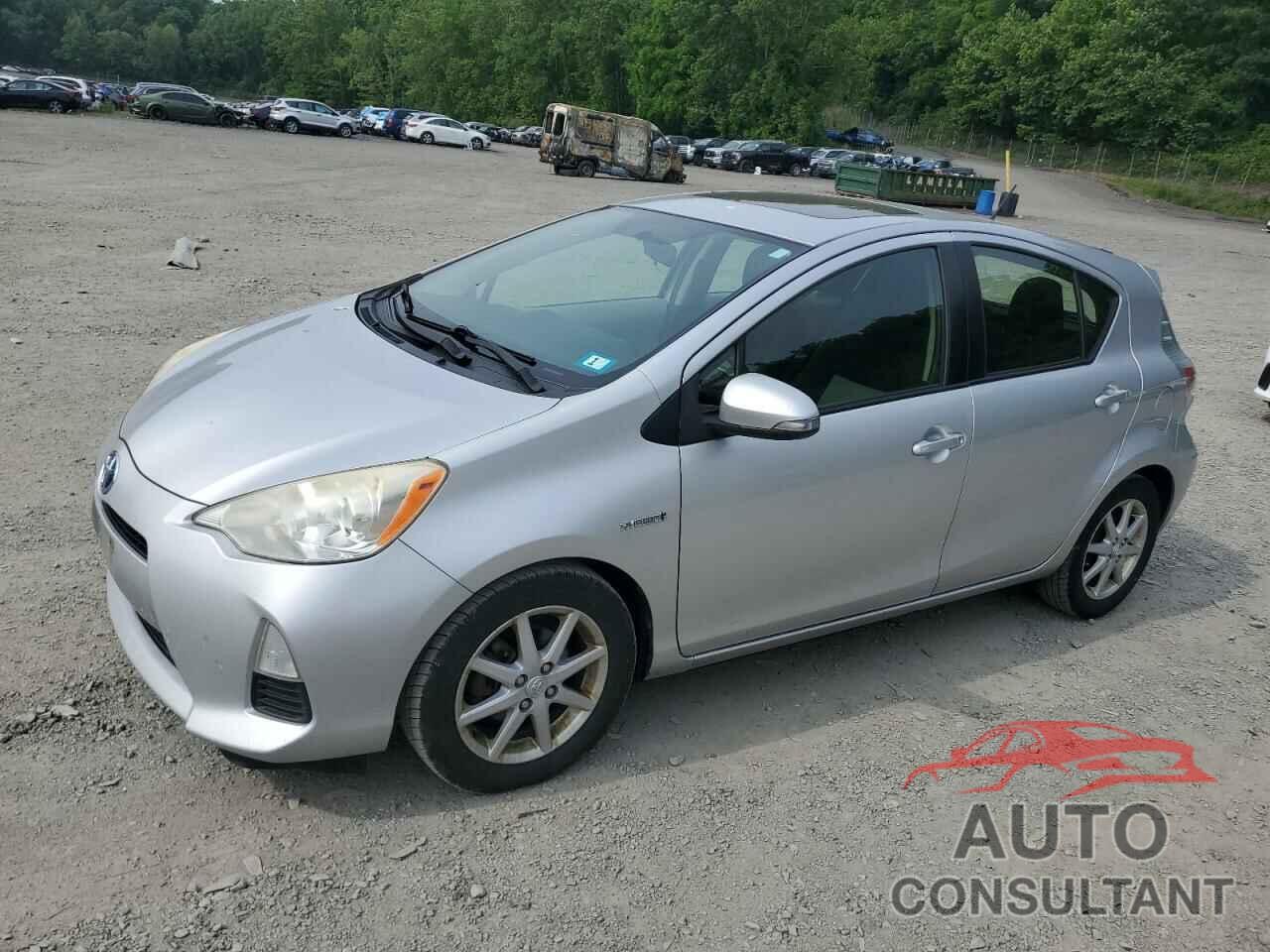 TOYOTA PRIUS 2013 - JTDKDTB32D1035452