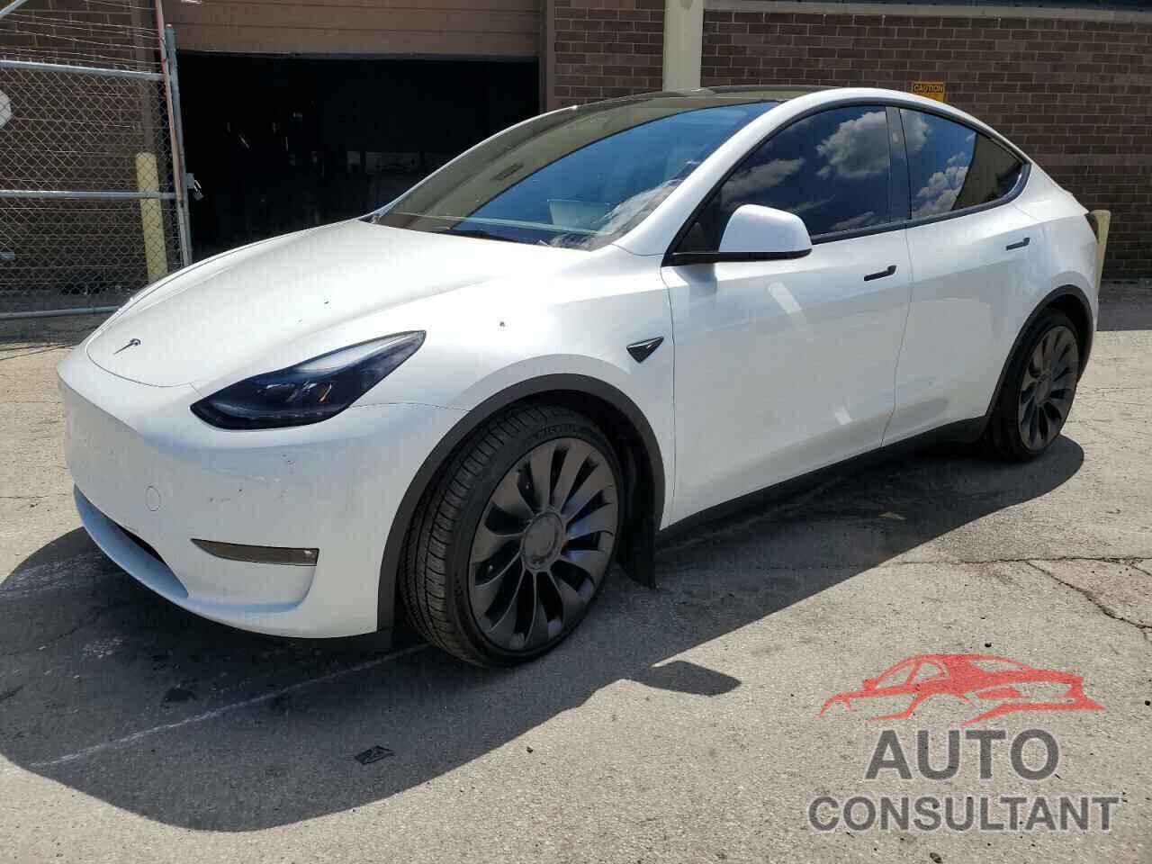 TESLA MODEL Y 2024 - 7SAYGDEF7RF046946