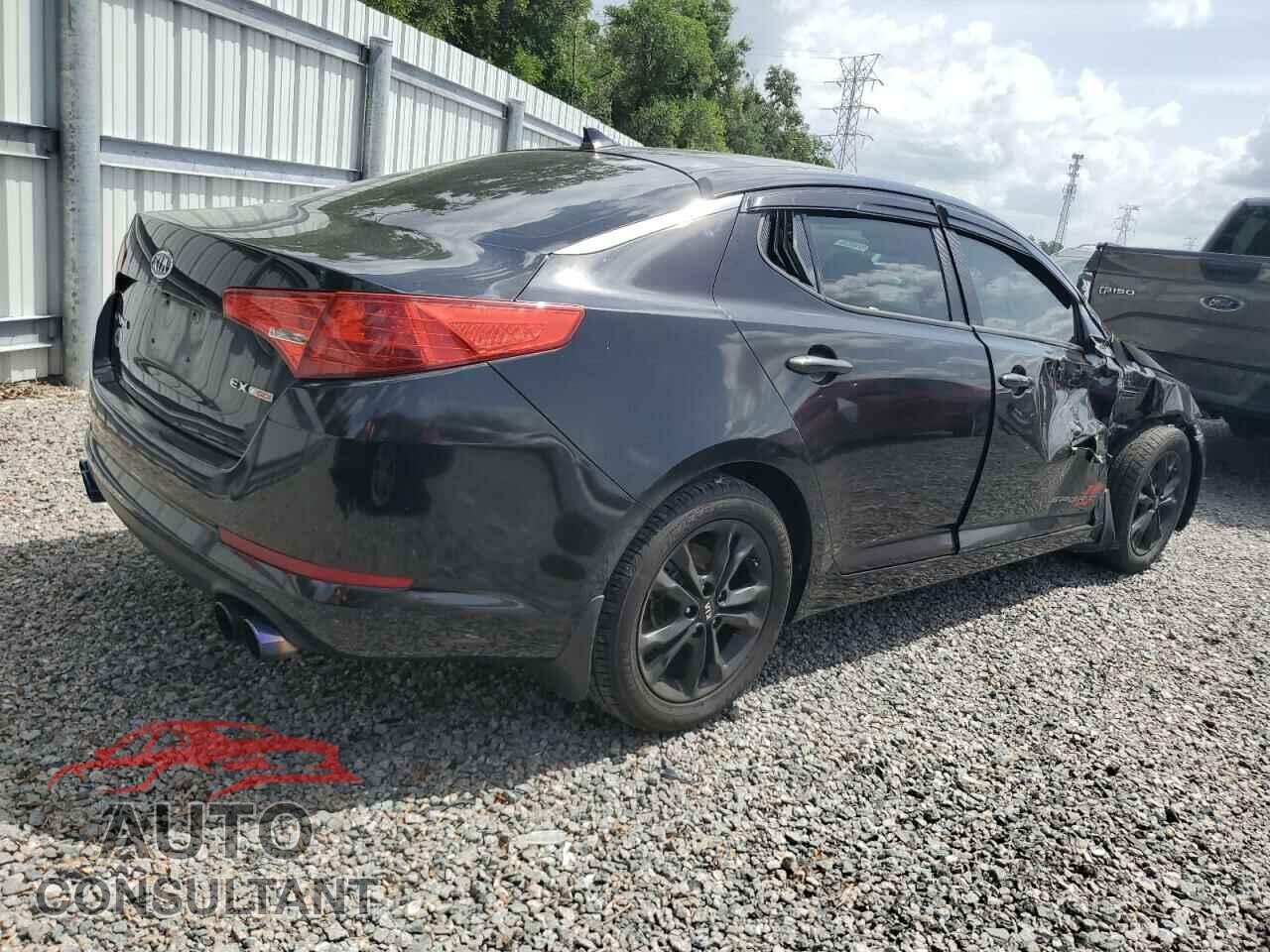KIA OPTIMA 2011 - KNAGN4A67B5131780
