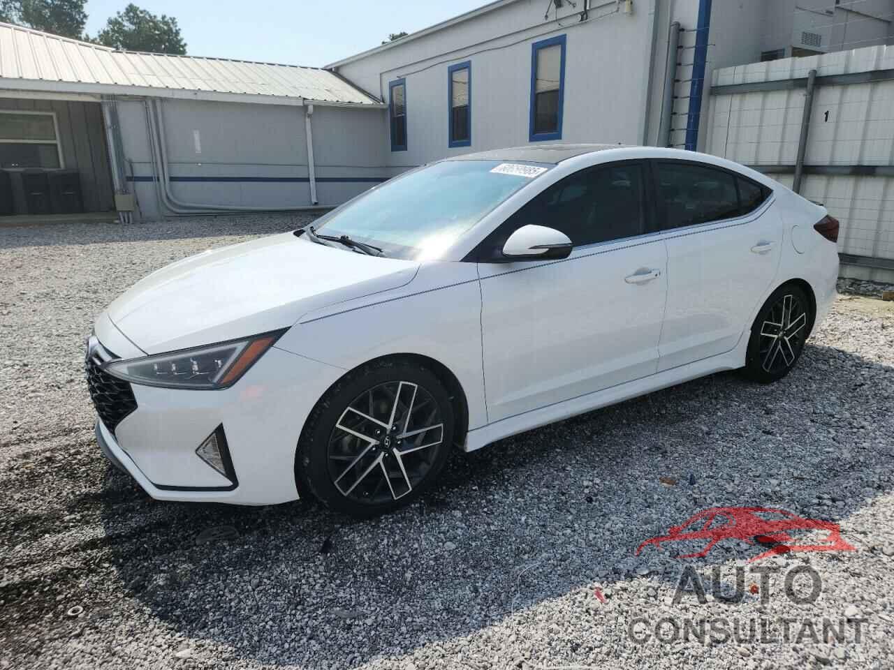 HYUNDAI ELANTRA 2020 - KMHD04LB9LU961985