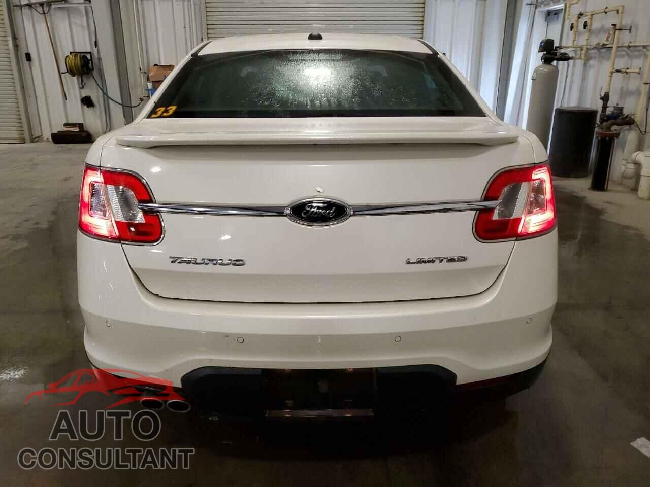 FORD TAURUS 2010 - 1FAHP2FW2AG104543