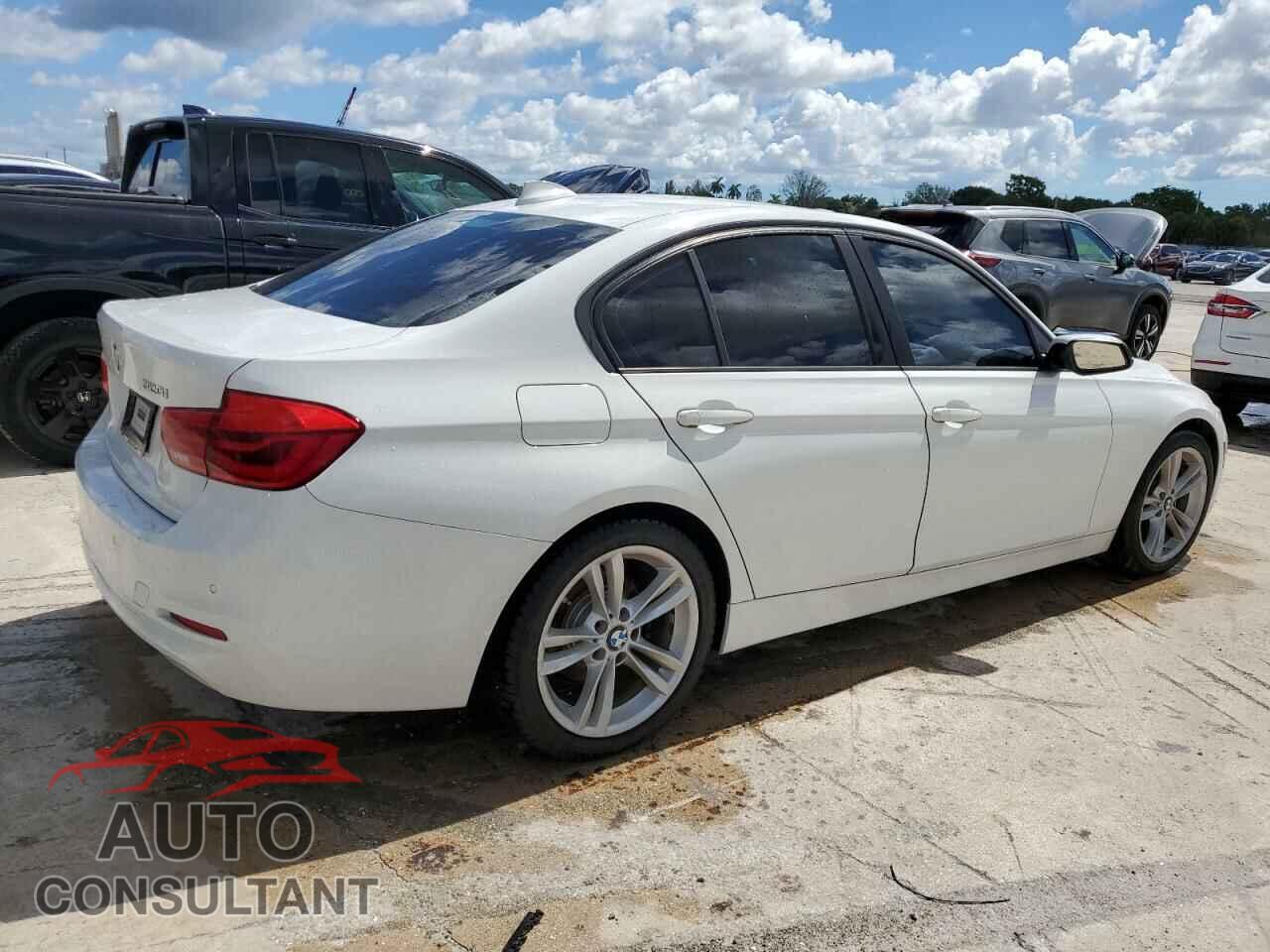 BMW 3 SERIES 2016 - WBA8E1G57GNU10784