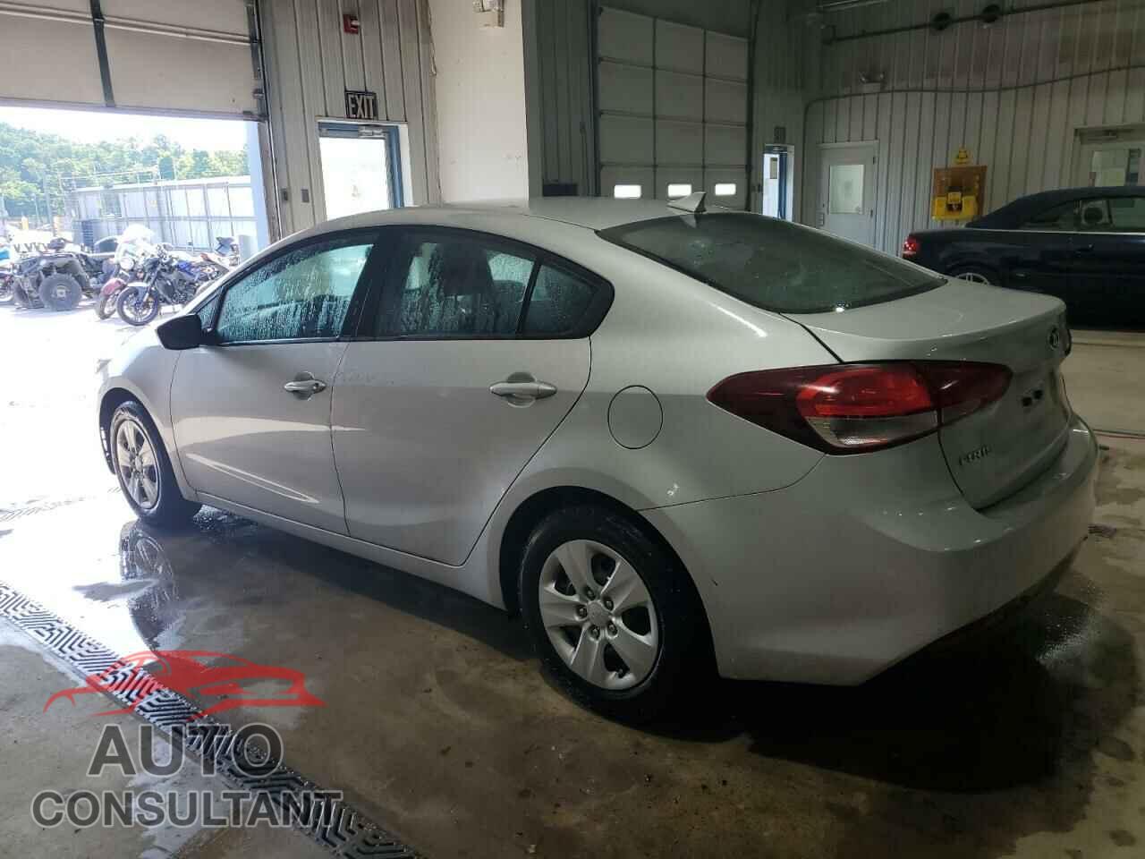 KIA FORTE 2017 - 3KPFK4A76HE099238