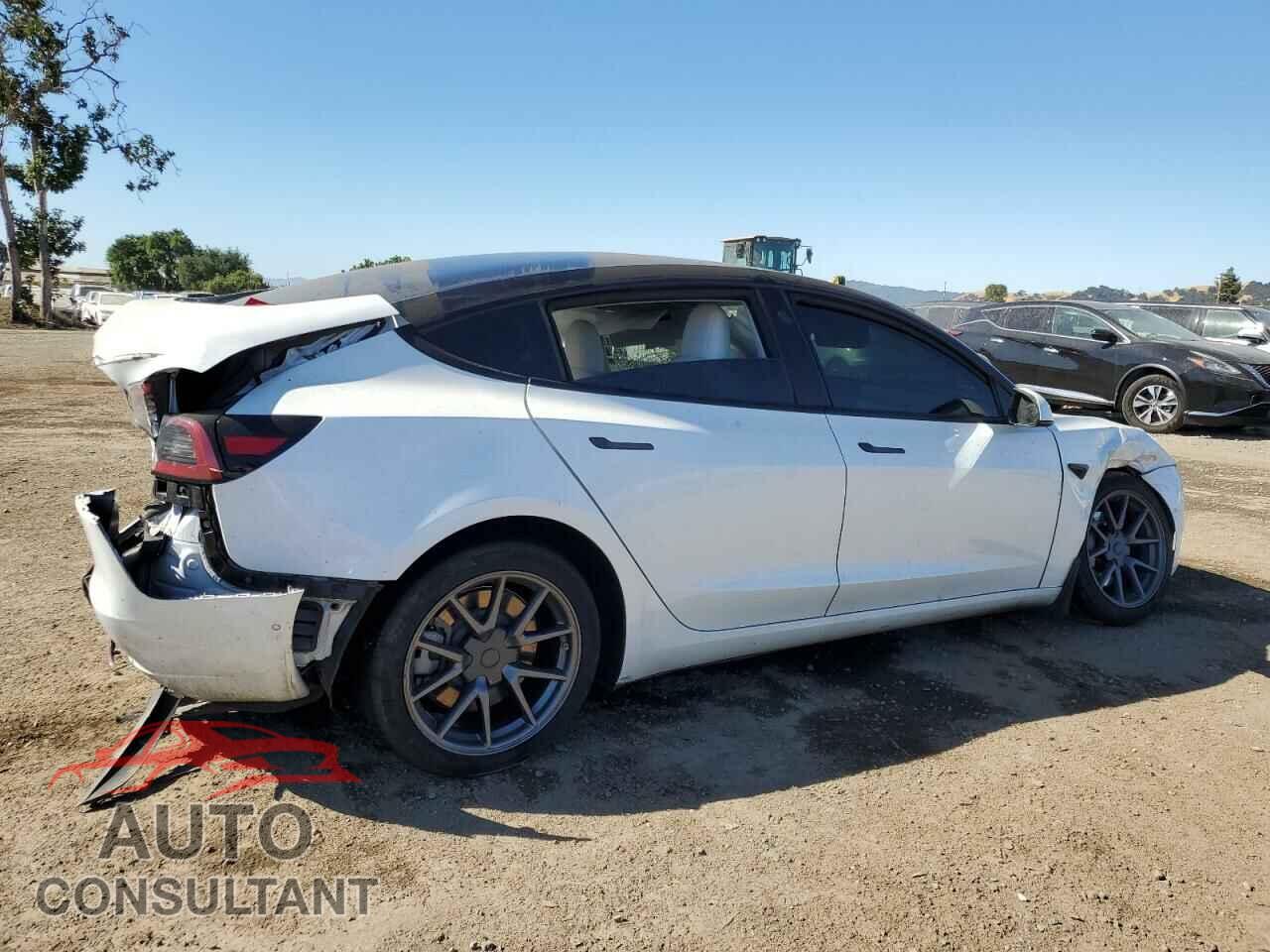 TESLA MODEL 3 2021 - 5YJ3E1EB5MF055341