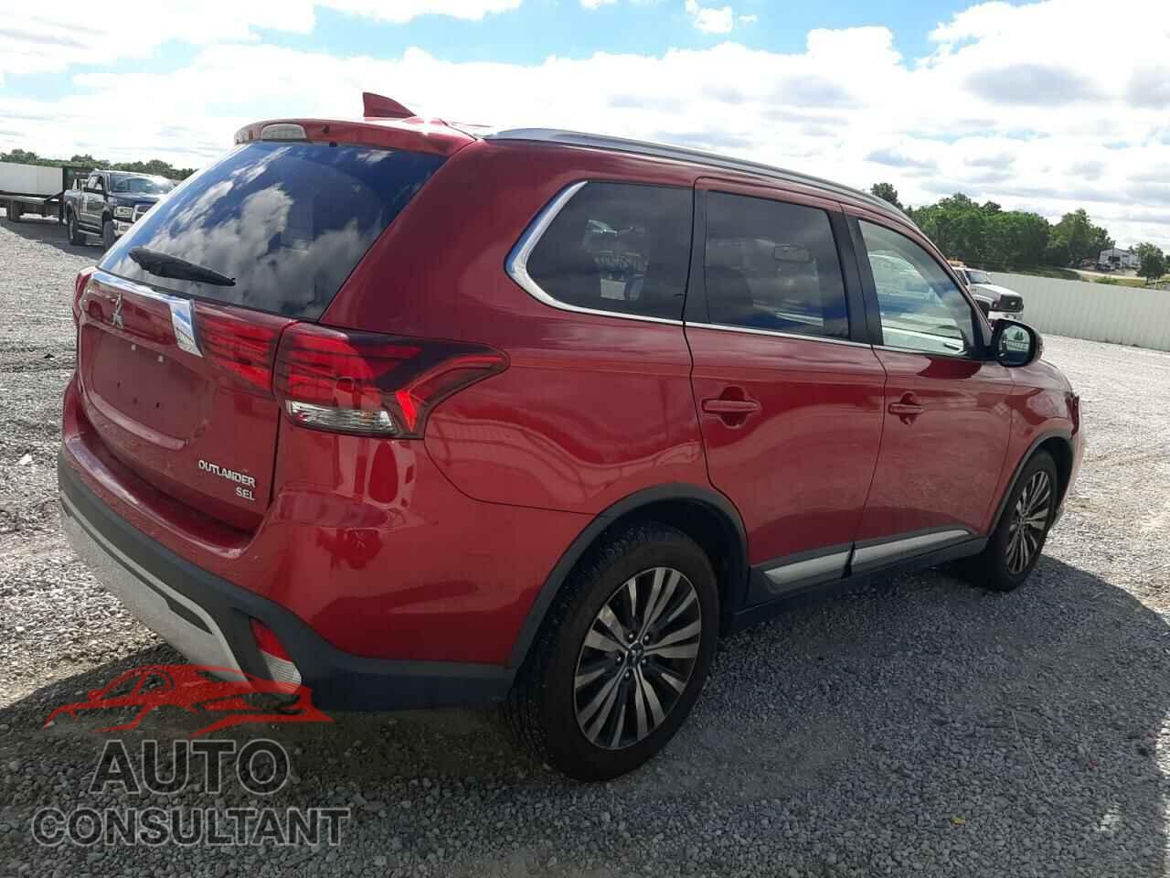 MITSUBISHI OUTLANDER 2019 - JA4AD3A34KZ034602