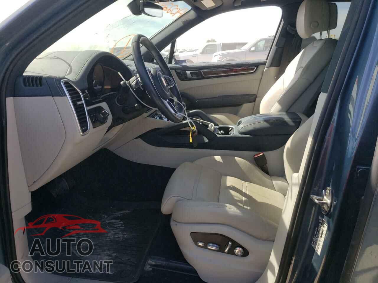 PORSCHE CAYENNE 2020 - WP1AA2AY1LDA02241
