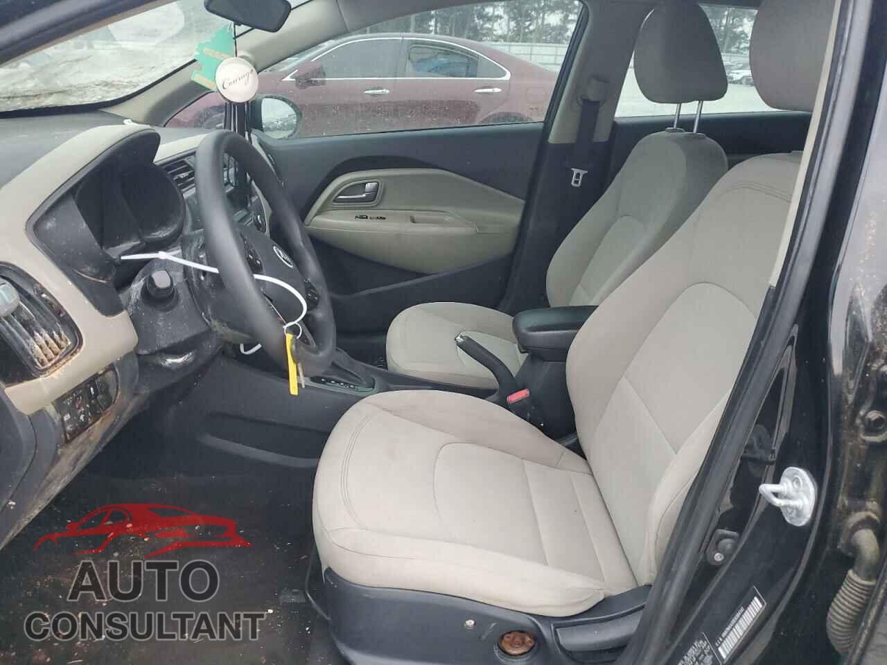 KIA RIO 2014 - KNADN4A30E6384141