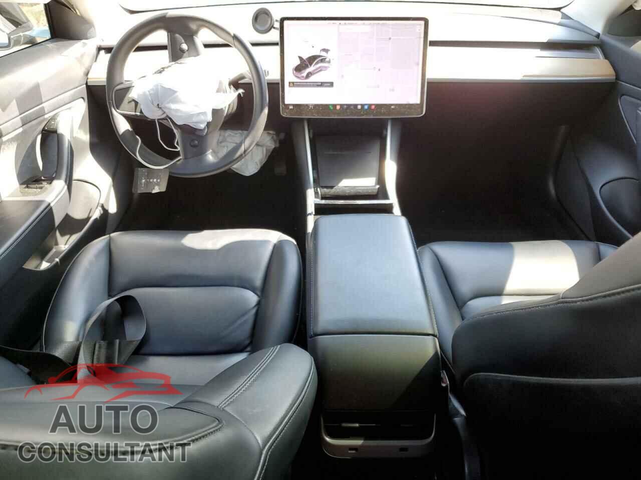 TESLA MODEL 3 2020 - 5YJ3E1EA6LF590233