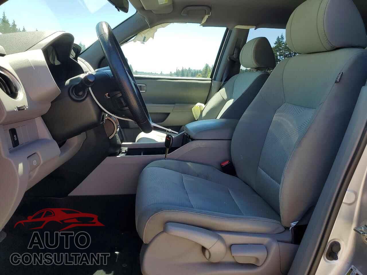 HONDA PILOT 2014 - 5FNYF4H20EB001074
