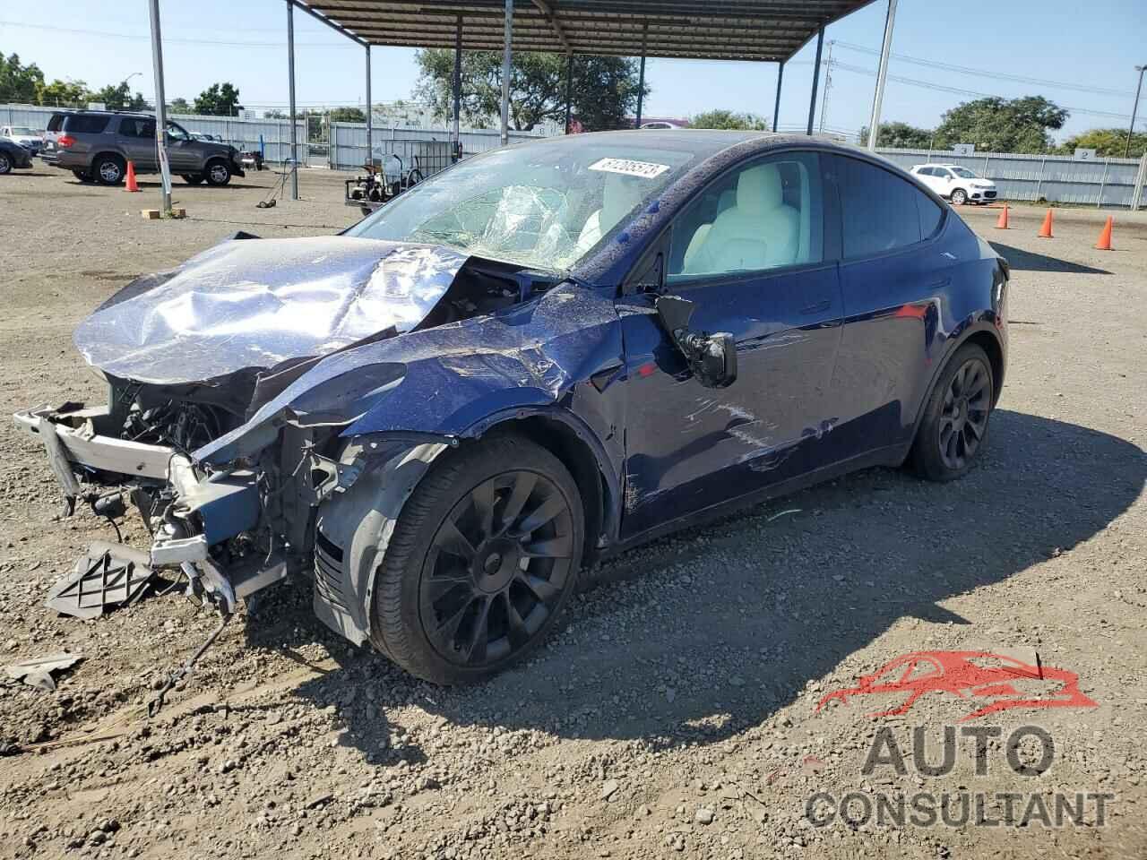 TESLA MODEL Y 2021 - 5YJYGDEE5MF158075