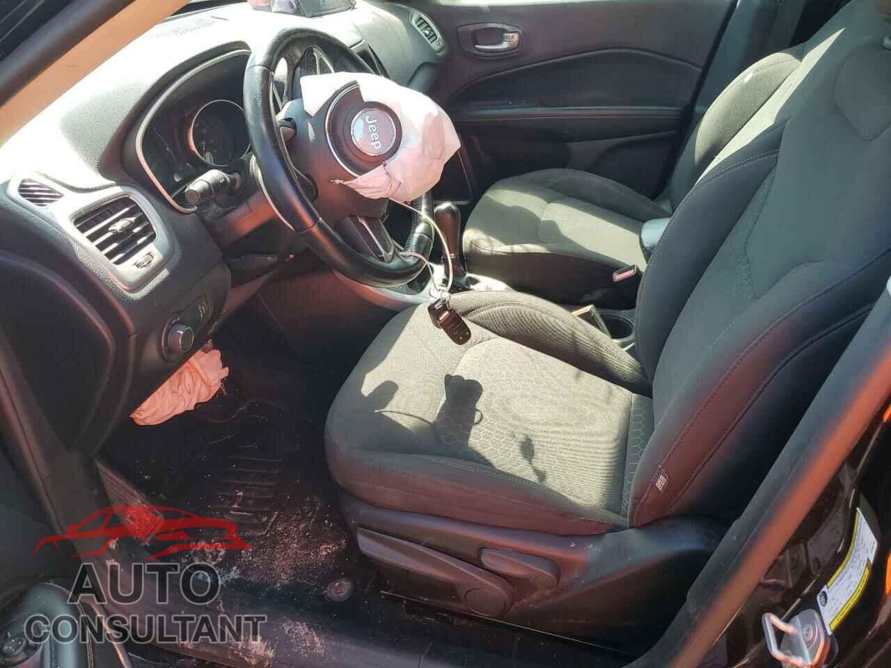 JEEP COMPASS 2017 - 3C4NJDAB3HT666780