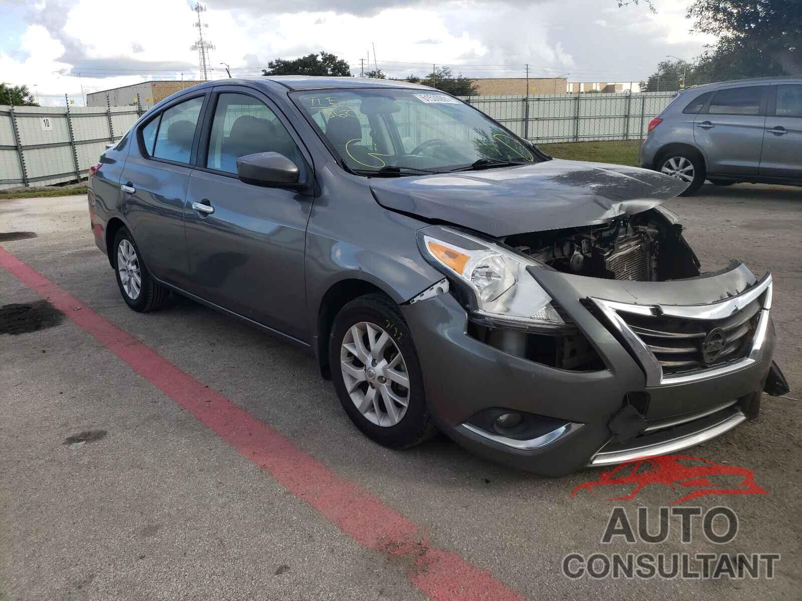 NISSAN VERSA 2017 - 3N1CN7AP8HL867800