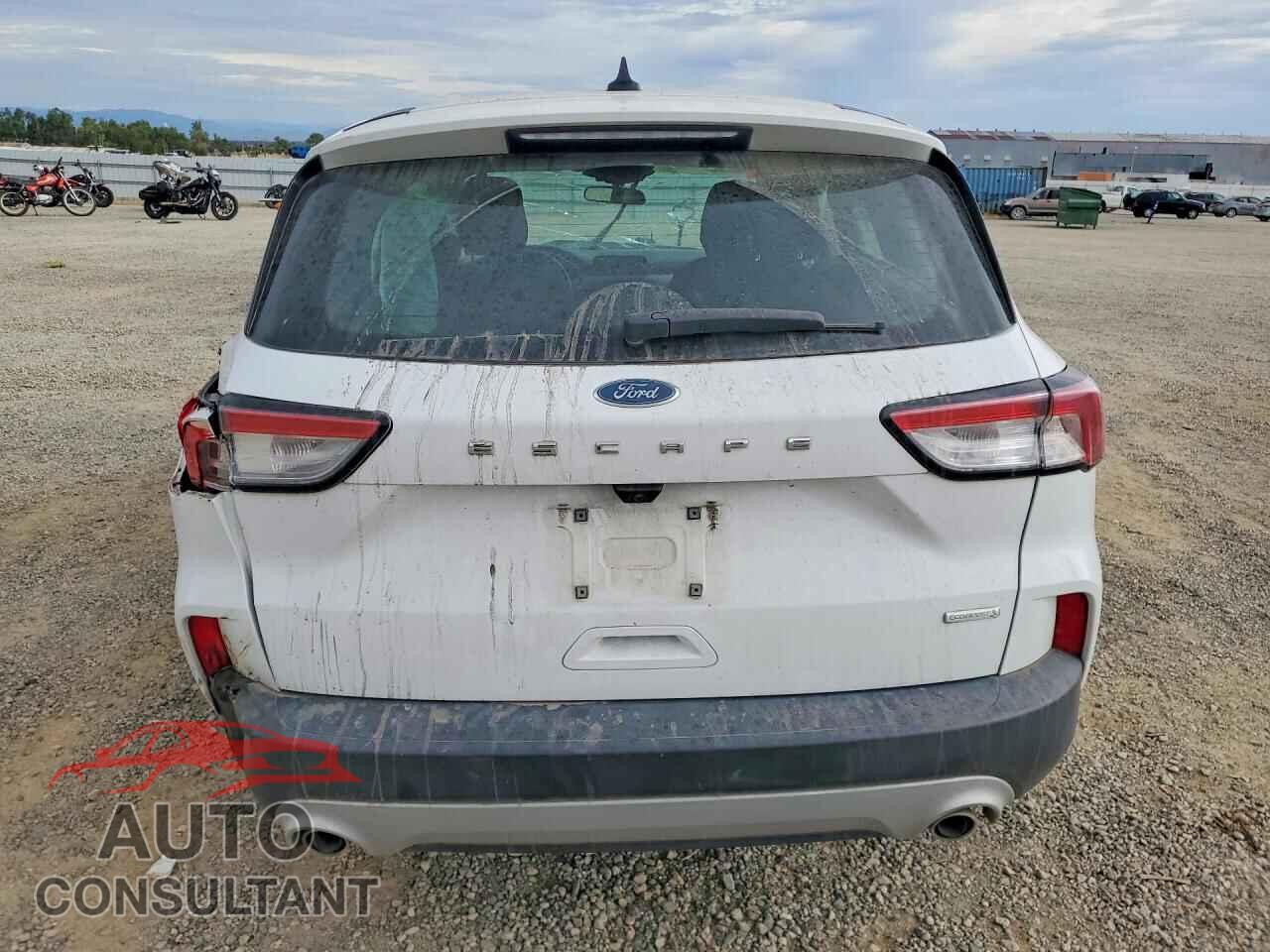 FORD ESCAPE 2020 - 1FMCU0F61LUA84271