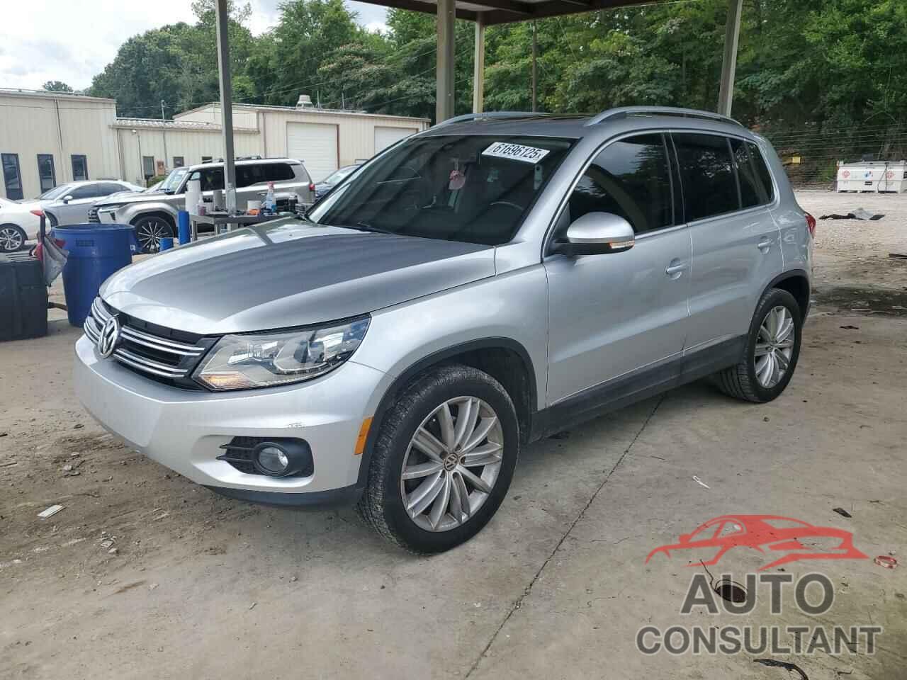 VOLKSWAGEN TIGUAN 2016 - WVGAV7AX0GW612521