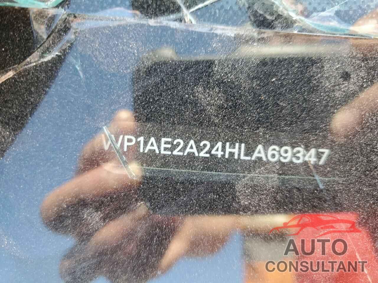 PORSCHE CAYENNE 2017 - WP1AE2A24HLA69347