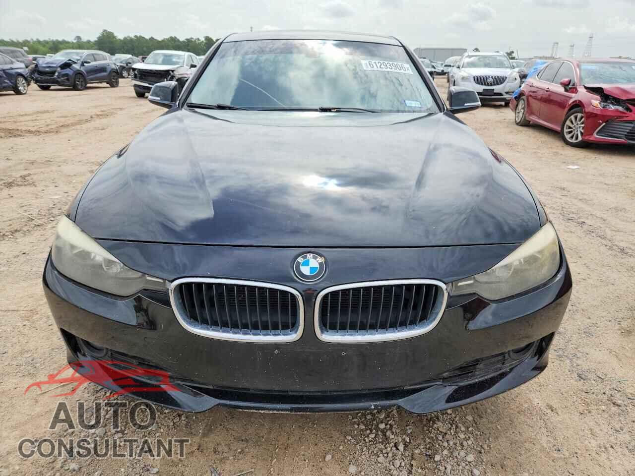 BMW 3 SERIES 2013 - WBA3C1C50DF444626