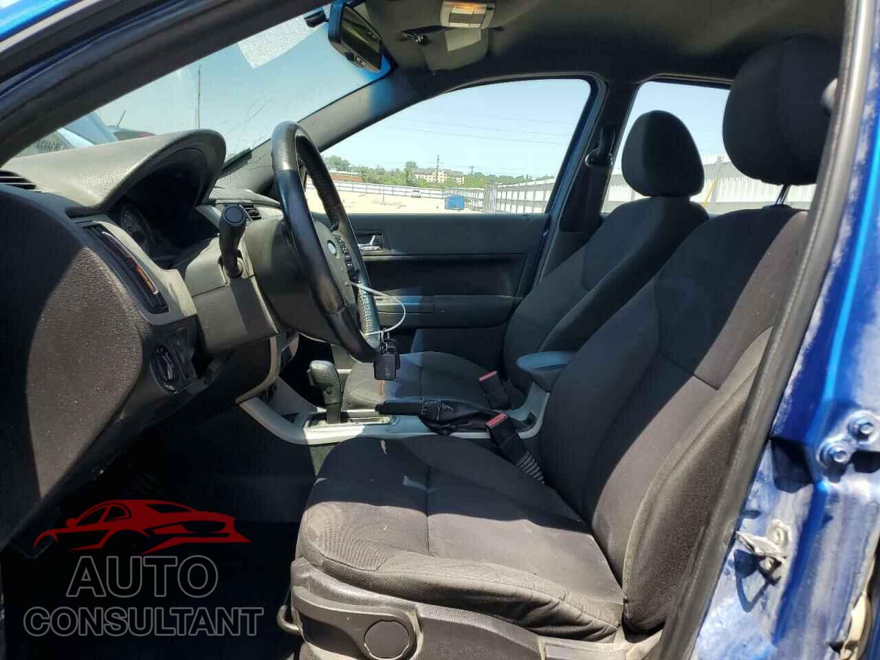 FORD FOCUS 2011 - 1FAHP3GN2BW114539
