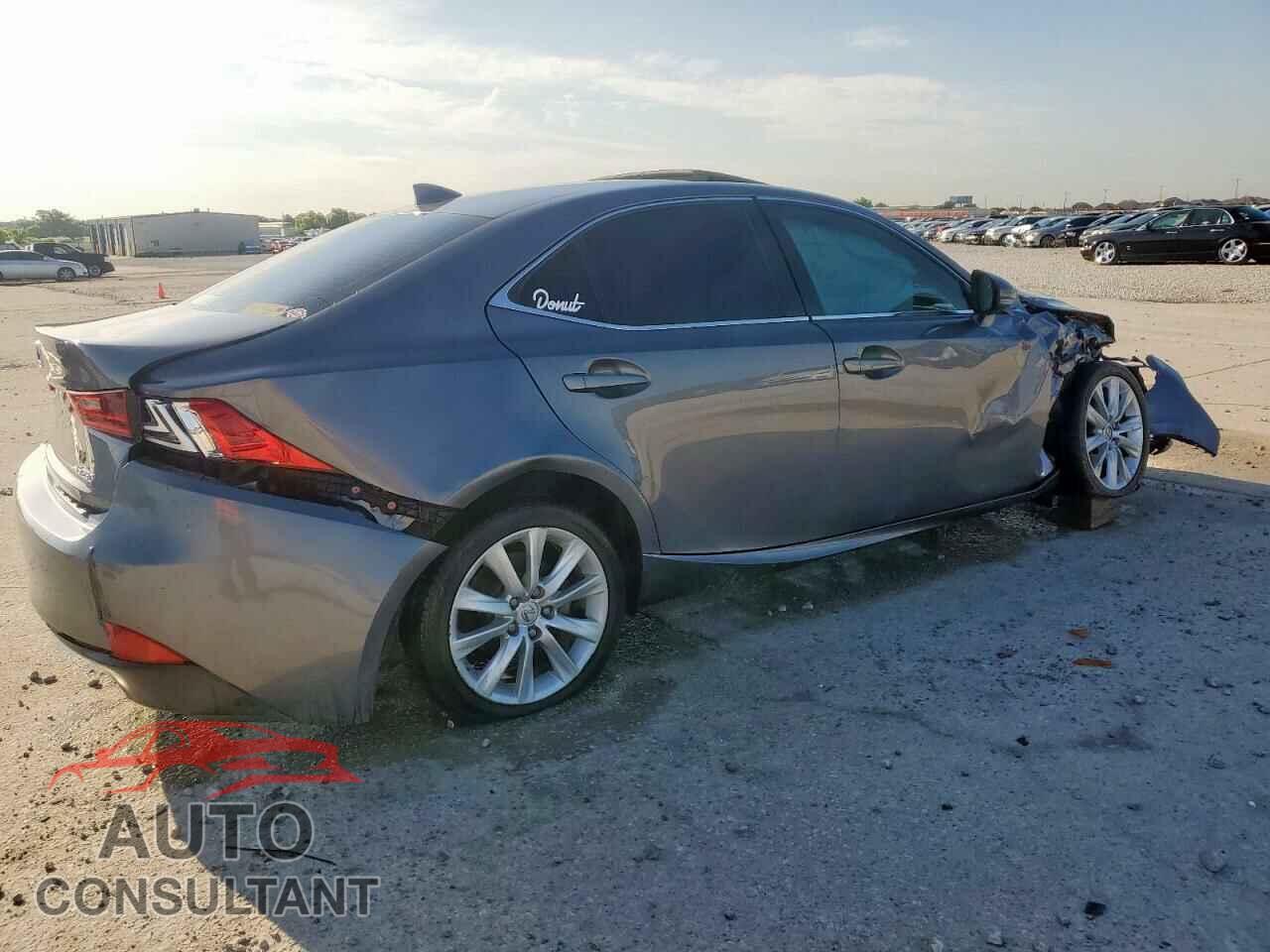 LEXUS IS 2015 - JTHBF1D29F5067716