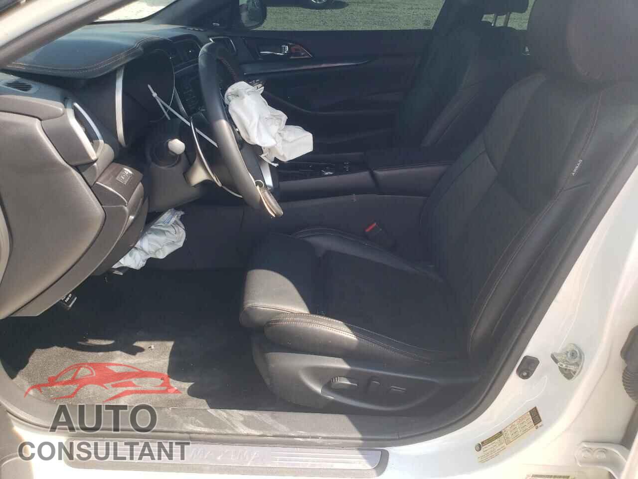 NISSAN MAXIMA 2023 - 1N4AA6EV3PC508695